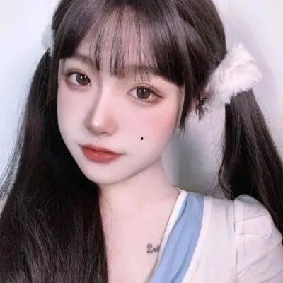 娱乐吃瓜的头像女真人,网络社交中的个性展现与形象塑造 第3张 娱乐吃瓜的头像女真人,网络社交中的个性展现与形象塑造 第3张