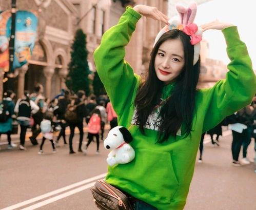 娱乐吃瓜壁纸图片可爱女,吃瓜壁纸中的可爱女生风尚 第3张 娱乐吃瓜壁纸图片可爱女,吃瓜壁纸中的可爱女生风尚 第3张