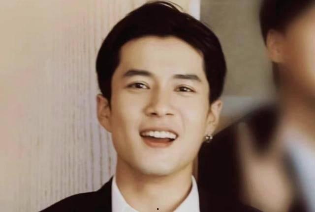 娱乐吃瓜君叠字男明星,男明星们的娱乐吃瓜盛宴 第3张 娱乐吃瓜君叠字男明星,男明星们的娱乐吃瓜盛宴 第3张
