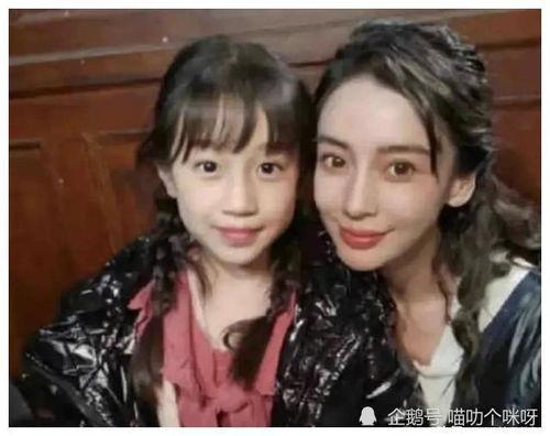 娱乐圈吃瓜爆料恋情,明星甜蜜瞬间曝光 第1张 娱乐圈吃瓜爆料恋情,明星甜蜜瞬间曝光 第1张