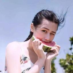 娱乐吃瓜酱女生p图,揭秘网红滤镜下的真实面貌 第3张 娱乐吃瓜酱女生p图,揭秘网红滤镜下的真实面貌 第3张