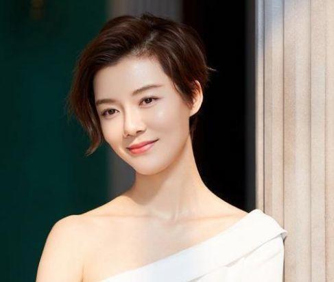 娱乐圈吃瓜女明星,揭秘那些年我们追过的吃瓜女明星  第3张