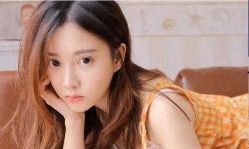 娱乐吃瓜姐王艺瑾,娱乐吃瓜界的风云人物  第2张