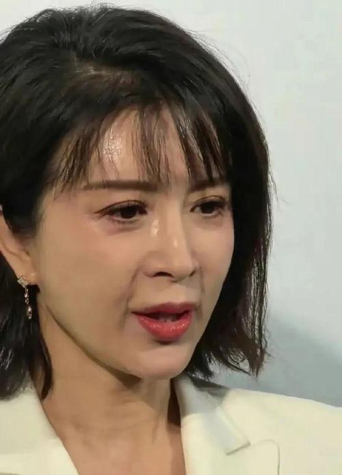 娱乐八卦吃瓜菌,吃瓜菌带你揭秘最新八卦热点  第3张