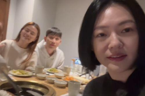 娱乐吃瓜姐买鸭子视频,揭秘网红日常幕后趣事 第2张 娱乐吃瓜姐买鸭子视频,揭秘网红日常幕后趣事 第2张