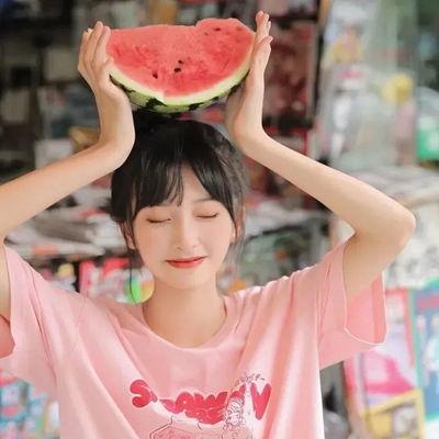 娱乐吃瓜的头像女生可爱,可爱女生带你领略娱乐吃瓜乐趣  第2张