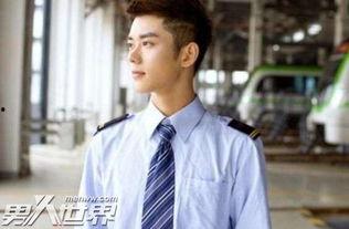 娱乐吃瓜男主持人,他的幕后故事与台前风光  第3张