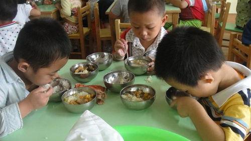 娱乐吃瓜酱幼儿园,揭秘童趣世界里的欢乐与成长  第3张